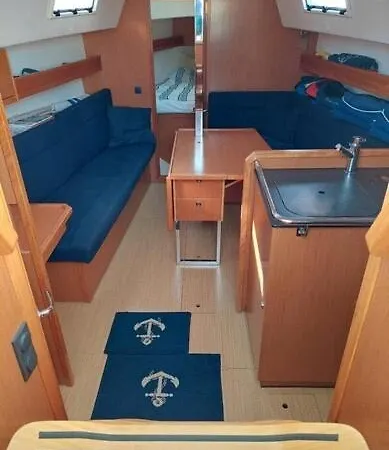Spend A Night On A Sailing Boat * Saltvik
