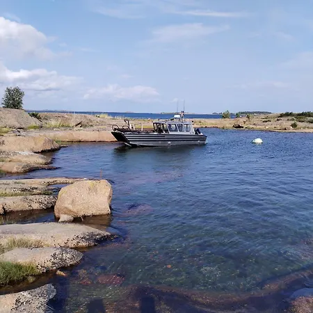 Spend A Night On A Sailing Boat Saltvik